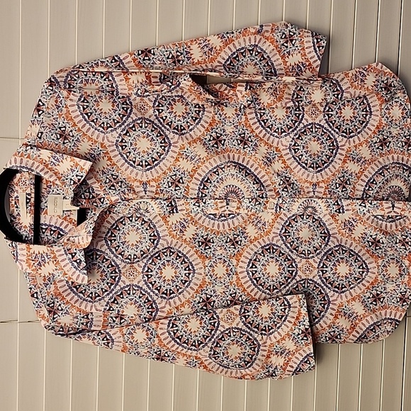 Chico’s Effortless Danise Sunburst Button-Down Shirt sz 1 - Picture 1 of 6